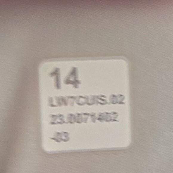 Lululemon Nulux Road to Trail High-Rise Short 4" - 14 Bone - Picture 8 of 8